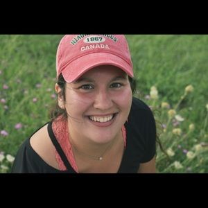 Meet your Posher, Carrie